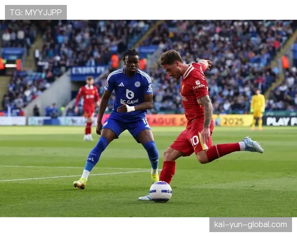 利物浦客场一比零绝杀诺丁汉 麦卡利斯特补时破门